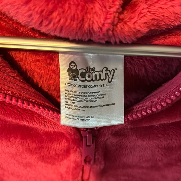 The “Comfy” Pullover Hooded Fleece. One size, Bright Hot Red/Pink - Picture 2 of 8